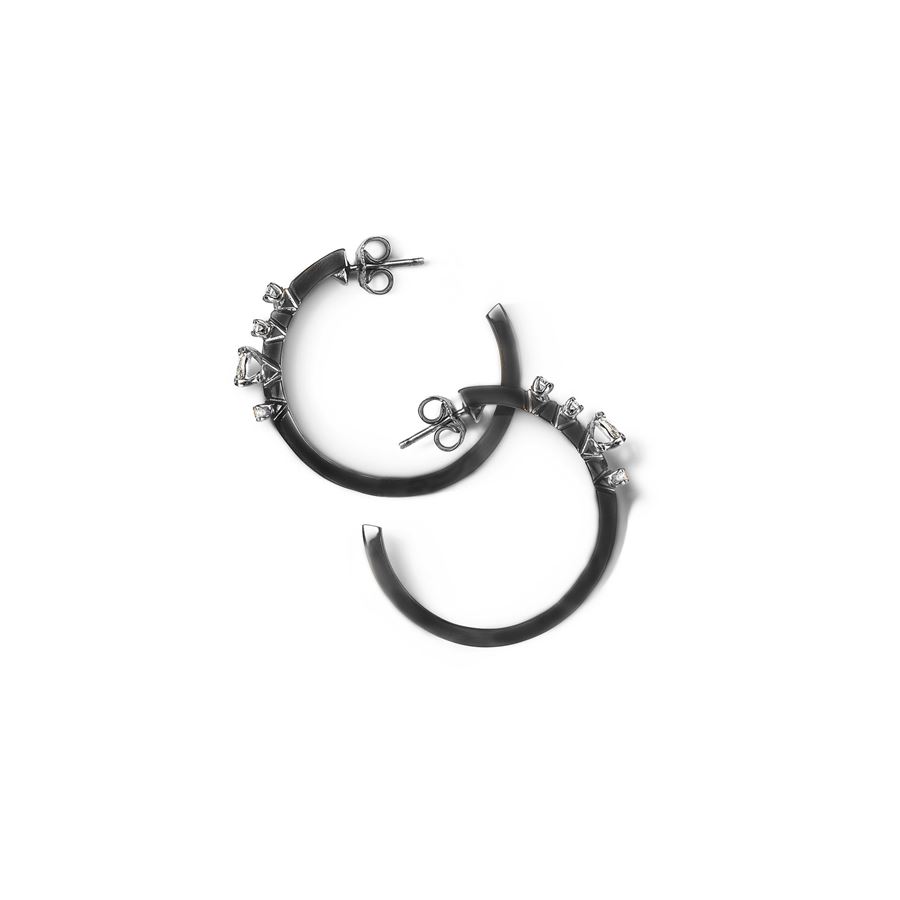 Medium size 'Balance' hoop earrings black gold with diamonds BALANCE | OR CERCHIO MEDIOAU9N CT.0,32